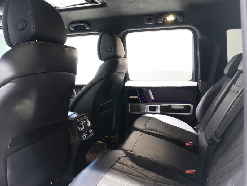 メルセデスベンツ Gクラス G400d ﾏﾇﾌｧｸﾄｩｰｱｴﾃﾞｨｼｮﾝ　正規D車 特別仕様 右H 1ｵｰﾅｰ 黒革 ｻﾝﾙｰﾌ 純正ﾅﾋﾞTV ｱﾀﾞﾌﾟﾃｨﾌﾞﾀﾞﾝﾋﾟﾝｸﾞ 専用AMG20AW　新車保証