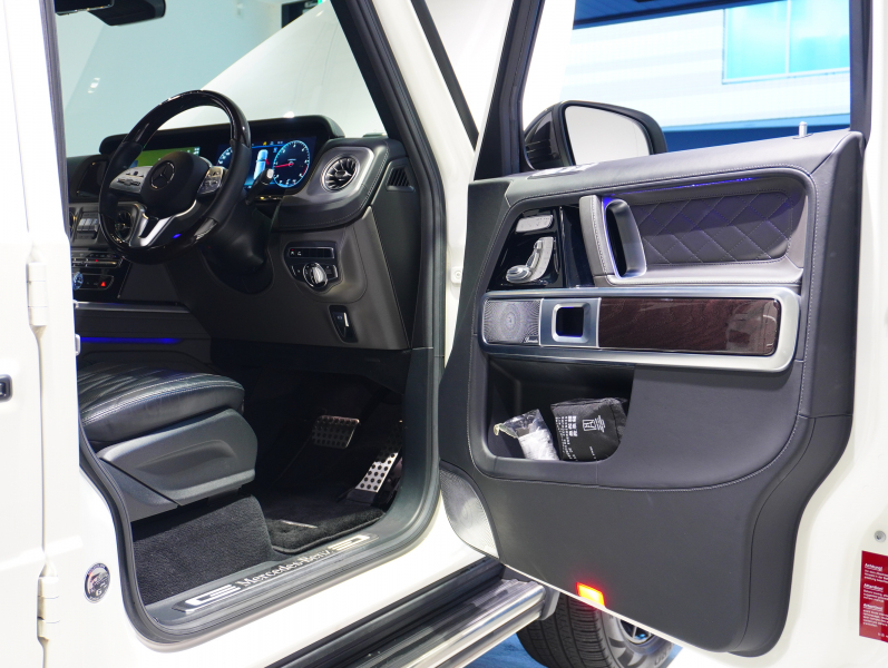 メルセデスベンツ Gクラス G400d ﾏﾇﾌｧｸﾄｩｰｱｴﾃﾞｨｼｮﾝ　正規D車 特別仕様 右H 1ｵｰﾅｰ 黒革 ｻﾝﾙｰﾌ 純正ﾅﾋﾞTV ｱﾀﾞﾌﾟﾃｨﾌﾞﾀﾞﾝﾋﾟﾝｸﾞ 専用AMG20AW　新車保証