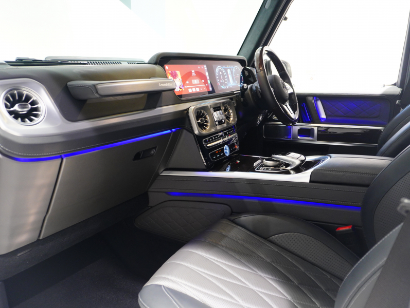 メルセデスベンツ Gクラス G400d ﾏﾇﾌｧｸﾄｩｰｱｴﾃﾞｨｼｮﾝ　正規D車 特別仕様 右H 1ｵｰﾅｰ 黒革 ｻﾝﾙｰﾌ 純正ﾅﾋﾞTV ｱﾀﾞﾌﾟﾃｨﾌﾞﾀﾞﾝﾋﾟﾝｸﾞ 専用AMG20AW　新車保証