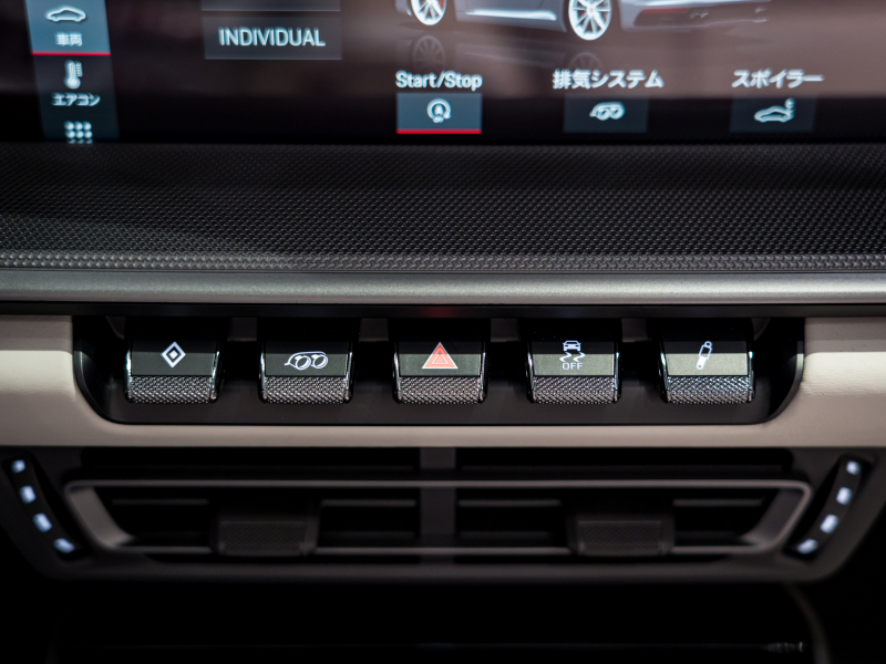 ポルシェ 911(Type992) カレラS カブリオレ スポーツクロノPKG 正規D車 左H 1オーナー エントリーD フルレザーツートンインテリア グレー革 純正PCMナビ CarPlay アクティブセーフティ サラウンドカメラ カレラS20/21AW 2年保証