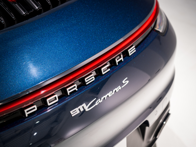 ポルシェ 911(Type992) カレラS カブリオレ スポーツクロノPKG 正規D車 左H 1オーナー エントリーD フルレザーツートンインテリア グレー革 純正PCMナビ CarPlay アクティブセーフティ サラウンドカメラ カレラS20/21AW 2年保証