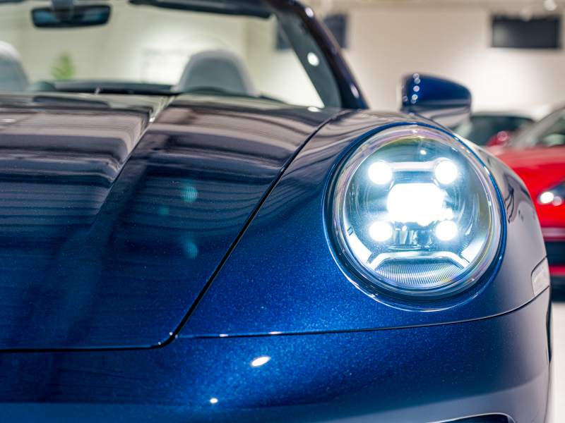 ポルシェ 911(Type992) カレラS カブリオレ スポーツクロノPKG 正規D車 左H 1オーナー エントリーD フルレザーツートンインテリア グレー革 純正PCMナビ CarPlay アクティブセーフティ サラウンドカメラ カレラS20/21AW 2年保証