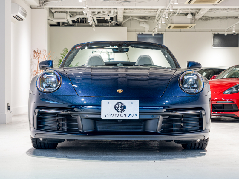 ポルシェ 911(Type992) カレラS カブリオレ スポーツクロノPKG 正規D車 左H 1オーナー エントリーD フルレザーツートンインテリア グレー革 純正PCMナビ CarPlay アクティブセーフティ サラウンドカメラ カレラS20/21AW 2年保証