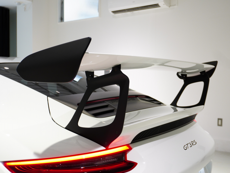 ポルシェ 911(Type991.2) GT3 RS ｽﾎﾟｰﾂｸﾛﾉPKG　正規D車 PCCB Fﾘﾌﾀｰ ｽﾎﾟｰﾂﾊﾞｹｯﾄ ｼｰﾄﾋｰﾀｰ PCMﾅﾋﾞ Bｶﾒﾗ BOSEｻｳﾝﾄﾞ LEDﾍｯﾄﾞﾗｲﾄPDLS+ 20&21ｲﾝﾁAW