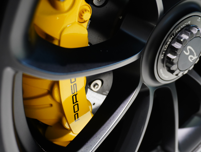 ポルシェ 911(Type991.2) GT3 RS ｽﾎﾟｰﾂｸﾛﾉPKG　正規D車 PCCB Fﾘﾌﾀｰ ｽﾎﾟｰﾂﾊﾞｹｯﾄ ｼｰﾄﾋｰﾀｰ PCMﾅﾋﾞ Bｶﾒﾗ BOSEｻｳﾝﾄﾞ LEDﾍｯﾄﾞﾗｲﾄPDLS+ 20&21ｲﾝﾁAW