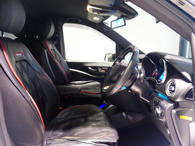 メルセデスベンツ Vクラス V220d ｽﾎﾟｰﾂﾛﾝｸﾞ ﾚｰﾀﾞｰP　ﾏｲﾊﾞｯﾊ仕様 ｴｸﾞｾｸﾃｨﾌﾞｼｰﾄ TVﾓﾆﾀｰ付ﾊﾟｰﾃｰｼｮﾝ 4人乗り ﾂｰﾄﾝﾗｯﾋﾟﾝｸﾞ　2年保証付