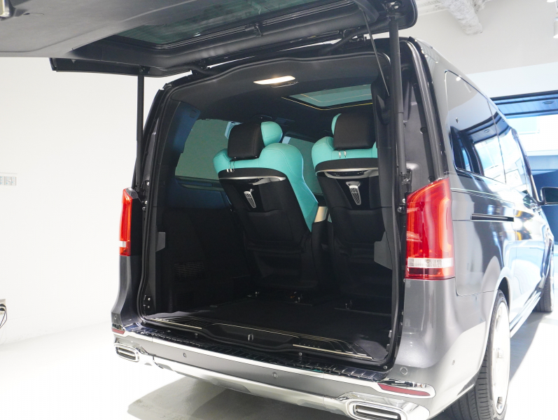 メルセデスベンツ Vクラス V220d ｽﾎﾟｰﾂﾛﾝｸﾞ ﾚｰﾀﾞｰP　ﾏｲﾊﾞｯﾊ仕様 ｴｸﾞｾｸﾃｨﾌﾞｼｰﾄ TVﾓﾆﾀｰ付ﾊﾟｰﾃｰｼｮﾝ 4人乗り ﾂｰﾄﾝﾗｯﾋﾟﾝｸﾞ　2年保証付