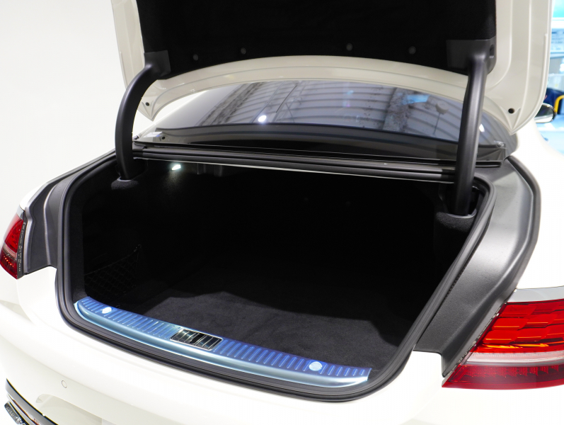 AMG Sクラス S63 4MATIC+ Coupe AMGダイナミック&レーダーセーフティPKG 正規D車 後期モデル ポーセレン&エスプレッソブラウン革 パノラマR 純正ナビTV フルセグ CarPlay Burmester ヘッドアップD OP20インチAW 2年保証付