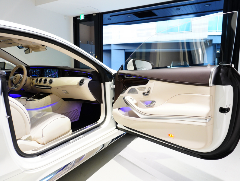 AMG Sクラス S63 4MATIC+ Coupe AMGダイナミック&レーダーセーフティPKG 正規D車 後期モデル ポーセレン&エスプレッソブラウン革 パノラマR 純正ナビTV フルセグ CarPlay Burmester ヘッドアップD OP20インチAW 2年保証付