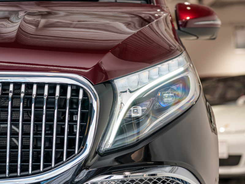 メルセデスベンツ Vクラス V220d ｽﾎﾟｰﾂﾛﾝｸﾞ ﾚｰﾀﾞｰP　ﾏｲﾊﾞｯﾊ仕様 ｴｸﾞｾｸﾃｨﾌﾞｼｰﾄ TVﾓﾆﾀｰ付ﾊﾟｰﾃｰｼｮﾝ 4人乗り ﾂｰﾄﾝｶﾗｰ　2年保証付