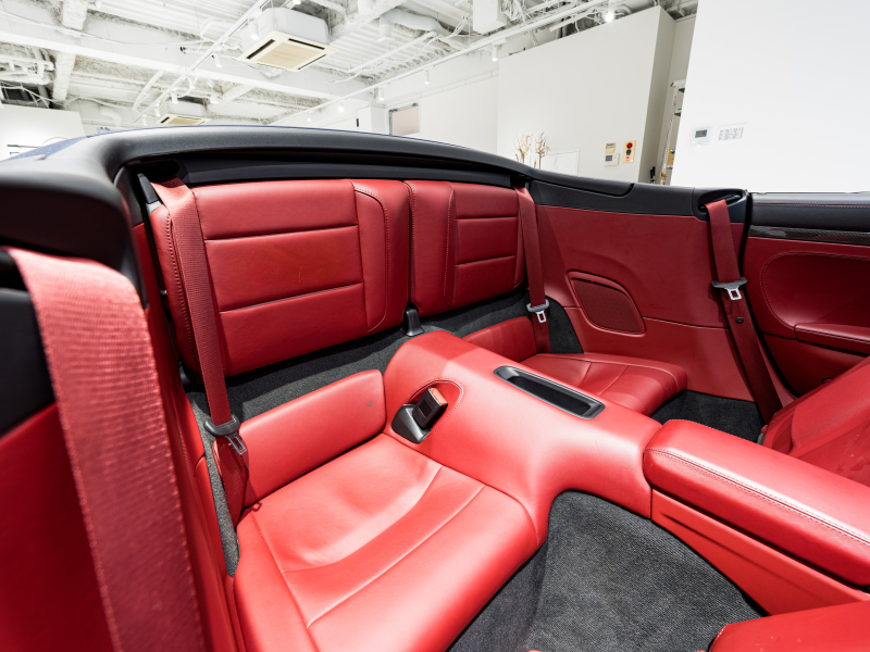 ポルシェ 911(Type991.2) ﾀｰﾎﾞ ｶﾌﾞﾘｵﾚ ｽﾎﾟｰﾂｸﾛﾉPKG　MY17 正規D車 左H ACC ｴﾝﾄﾘｰD 赤革 PCMﾅﾋﾞ TVﾁｭｰﾅｰ Bｶﾒﾗ ｶｰﾎﾞﾝｲﾝﾃﾘｱPKG LEDﾍｯﾄﾞﾗｲﾄ OP20ｲﾝﾁAW　2年保証