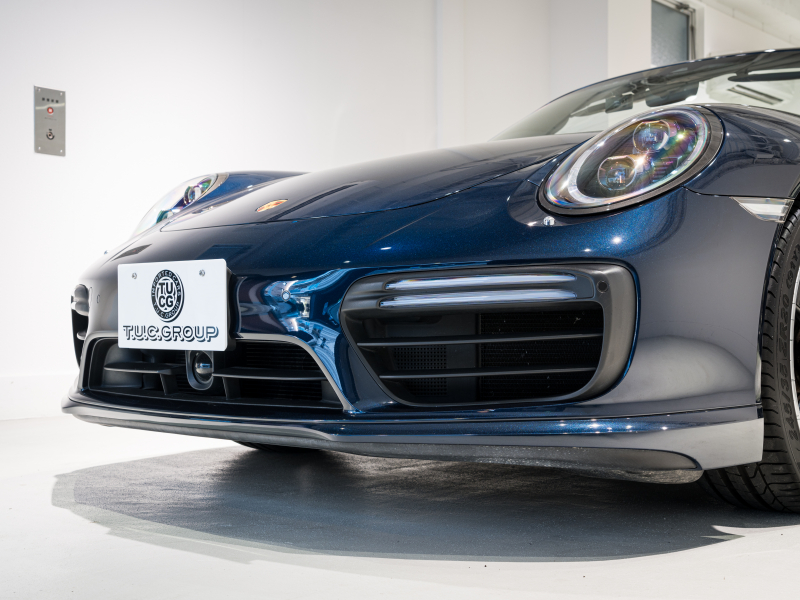 ポルシェ 911(Type991.2) ﾀｰﾎﾞ ｶﾌﾞﾘｵﾚ ｽﾎﾟｰﾂｸﾛﾉPKG　MY17 正規D車 左H ACC ｴﾝﾄﾘｰD 赤革 PCMﾅﾋﾞ TVﾁｭｰﾅｰ Bｶﾒﾗ ｶｰﾎﾞﾝｲﾝﾃﾘｱPKG LEDﾍｯﾄﾞﾗｲﾄ OP20ｲﾝﾁAW　2年保証