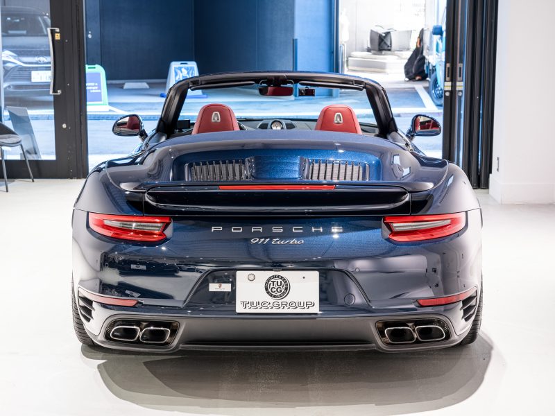 ポルシェ 911(Type991.2) ﾀｰﾎﾞ ｶﾌﾞﾘｵﾚ ｽﾎﾟｰﾂｸﾛﾉPKG　MY17 正規D車 左H ACC ｴﾝﾄﾘｰD 赤革 PCMﾅﾋﾞ TVﾁｭｰﾅｰ Bｶﾒﾗ ｶｰﾎﾞﾝｲﾝﾃﾘｱPKG LEDﾍｯﾄﾞﾗｲﾄ OP20ｲﾝﾁAW　2年保証