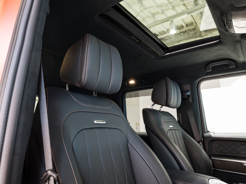 AMG Gクラス G63 ﾏｸﾞﾉﾋｰﾛｰｴﾃﾞｨｼｮﾝ　正規D車 100台限定 黒革 SR ﾅﾋﾞTV ﾌﾙｾｸﾞ Burmester AMGﾊﾟﾌｫｰﾏﾝｽｽﾃｱ 専用22AW ﾛｰﾀﾞｳﾝ ﾊﾞﾝﾊﾟｶﾞｰﾄﾞ　2年保証