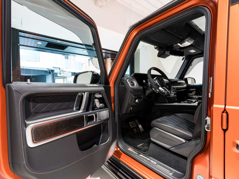 AMG Gクラス G63 ﾏｸﾞﾉﾋｰﾛｰｴﾃﾞｨｼｮﾝ　正規D車 100台限定 黒革 SR ﾅﾋﾞTV ﾌﾙｾｸﾞ Burmester AMGﾊﾟﾌｫｰﾏﾝｽｽﾃｱ 専用22AW ﾛｰﾀﾞｳﾝ ﾊﾞﾝﾊﾟｶﾞｰﾄﾞ　2年保証