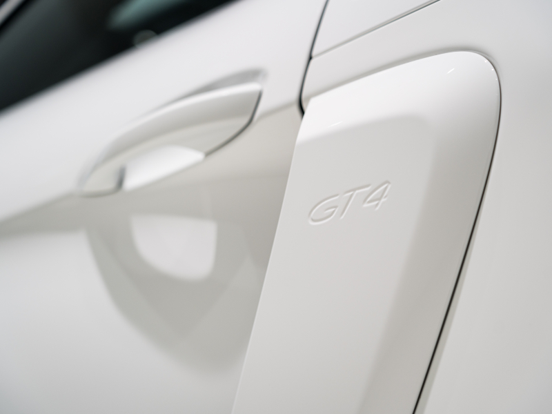 ポルシェ 718 ケイマン GT4 6MT クラブスポーツ&クロノPKG 正規D車 右H フルバケットシート PCMナビ Bカメラ CarPlay キセノンヘッドライト スポーツEX 2年保証
