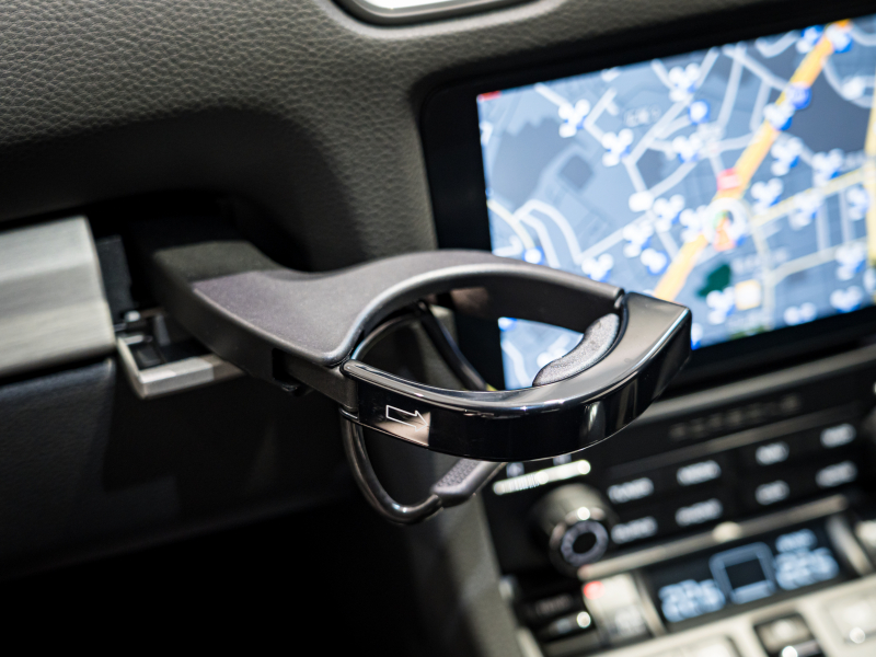 ポルシェ 718 ケイマン GT4 6MT クラブスポーツ&クロノPKG 正規D車 右H フルバケットシート PCMナビ Bカメラ CarPlay キセノンヘッドライト スポーツEX 2年保証
