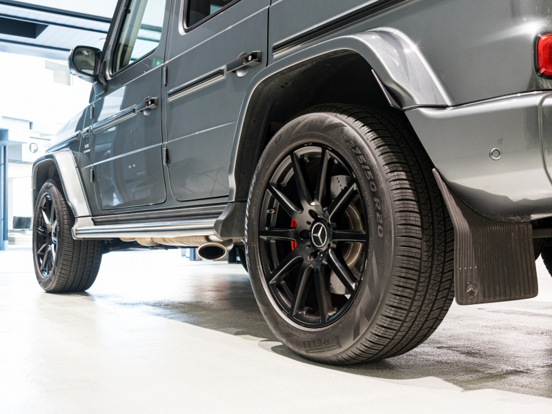 AMG Gクラス G63 AMGﾚｻﾞｰｴｸｽｸﾙｰｼﾌﾞPKG　正規D車 右H Meｺﾈｸﾄ ﾏｷｱｰﾄﾍﾞｰｼﾞｭ革 ｻﾝﾙｰﾌ 純正ﾅﾋﾞTV Burmester AMGﾊﾟﾌｫｰﾏﾝｽEX AMG20ｲﾝﾁAW　2年保証