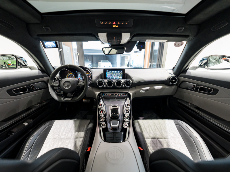 AMG GT C Edition50 日本12台限定車　正規D車 AMGﾊﾟﾌｫｰﾏﾝｽｼｰﾄ ｼｰﾄﾋｰﾀｰ&ﾍﾞﾝﾁﾚｰﾀｰ ｶﾞﾗｽﾙｰﾌ 純正ﾅﾋﾞTV ﾌﾙｾｸﾞ ﾌﾞﾙﾒｽﾀｰﾊｲｴﾝﾄﾞ AMGﾊﾟﾌｫｰﾏﾝｽEX 専用19&20AW　2年保証
