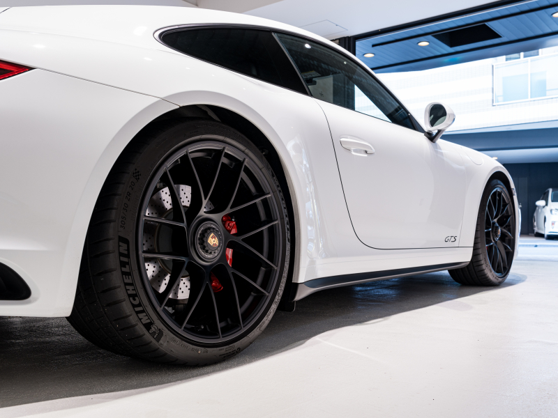 ポルシェ 911(Type991.2) ｶﾚﾗGTS ｽﾎﾟｰﾂｸﾛﾉPKG　1ｵｰﾅｰ 正規D車 MY18 ﾚｰﾝﾁｪﾝｼﾞA 4wayｽﾎﾟｰﾂｼｰﾄ ｼｰﾄﾋｰﾀｰ PCMﾅﾋﾞ CarPlay Bｶﾒﾗ 20AW　2年保証