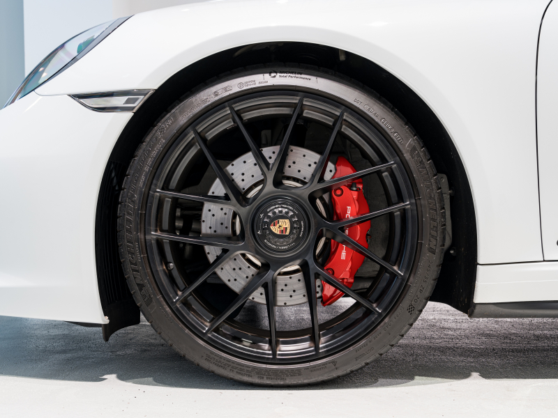 ポルシェ 911(Type991.2) ｶﾚﾗGTS ｽﾎﾟｰﾂｸﾛﾉPKG　1ｵｰﾅｰ 正規D車 MY18 ﾚｰﾝﾁｪﾝｼﾞA 4wayｽﾎﾟｰﾂｼｰﾄ ｼｰﾄﾋｰﾀｰ PCMﾅﾋﾞ CarPlay Bｶﾒﾗ 20AW　2年保証