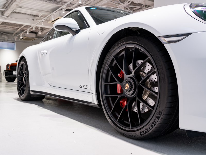ポルシェ 911(Type991.2) ｶﾚﾗGTS ｽﾎﾟｰﾂｸﾛﾉPKG　1ｵｰﾅｰ 正規D車 MY18 ﾚｰﾝﾁｪﾝｼﾞA 4wayｽﾎﾟｰﾂｼｰﾄ ｼｰﾄﾋｰﾀｰ PCMﾅﾋﾞ CarPlay Bｶﾒﾗ 20AW　2年保証