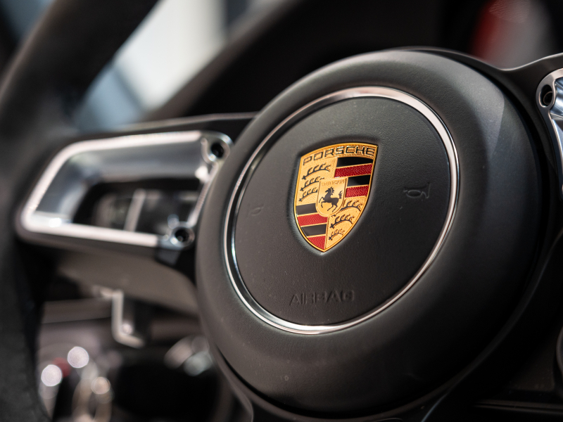 ポルシェ 911(Type991.2) ｶﾚﾗGTS ｽﾎﾟｰﾂｸﾛﾉPKG　1ｵｰﾅｰ 正規D車 MY18 ﾚｰﾝﾁｪﾝｼﾞA 4wayｽﾎﾟｰﾂｼｰﾄ ｼｰﾄﾋｰﾀｰ PCMﾅﾋﾞ CarPlay Bｶﾒﾗ 20AW　2年保証