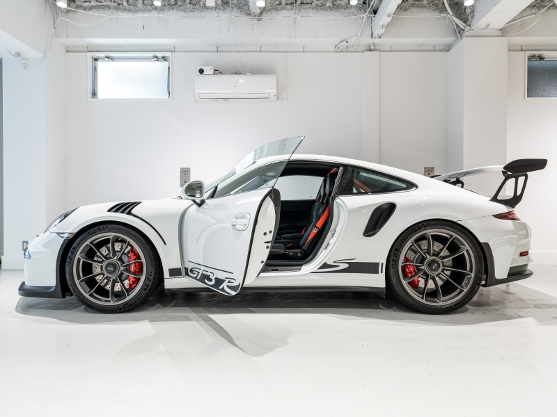 ポルシェ 911(Type991.1) GT3 RS ｸﾗﾌﾞｽﾎﾟｰﾂPKG　正規D車 左H ｶｰﾎﾞﾝﾊﾞｹｯﾄｼｰﾄ ﾅﾋﾞTV  ﾌｭｰｴﾙﾀﾝｸ90L ｽﾎﾟｴｸﾞ ﾌﾞﾗｯｸﾊﾞｲｷｾﾉﾝ　2年保証