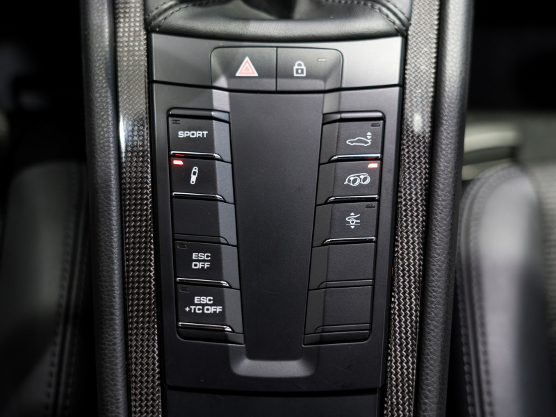 ポルシェ 911(Type991.2) GT3 ﾂｰﾘﾝｸﾞﾊﾟｯｹｰｼﾞ　正規D車 6MT 左H ﾌﾛﾝﾄﾘﾌﾄ ｽﾎﾟｰﾂｸﾛﾉ 専用ｼｰﾄ PCMﾅﾋﾞ Bｶﾒﾗ CarPlay ｽﾎﾟｰﾂｴｷｿﾞｰｽﾄ PDLS付ｷｾﾉﾝ 20AW 　2年保証