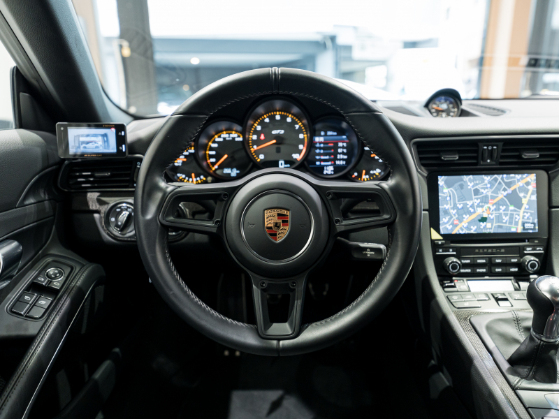 ポルシェ 911(Type991.2) GT3 ﾂｰﾘﾝｸﾞﾊﾟｯｹｰｼﾞ　正規D車 6MT 左H ﾌﾛﾝﾄﾘﾌﾄ ｽﾎﾟｰﾂｸﾛﾉ 専用ｼｰﾄ PCMﾅﾋﾞ Bｶﾒﾗ CarPlay ｽﾎﾟｰﾂｴｷｿﾞｰｽﾄ PDLS付ｷｾﾉﾝ 20AW 　2年保証