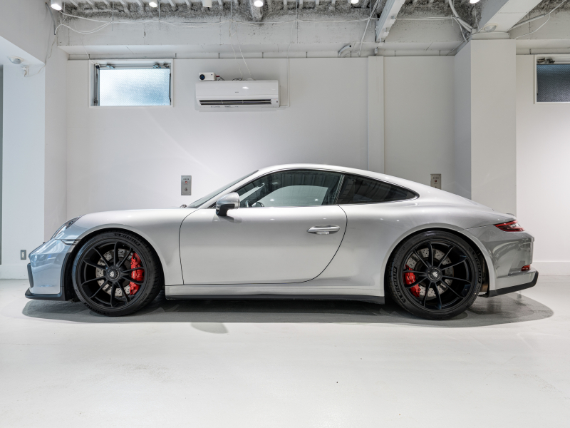 ポルシェ 911(Type991.2) GT3 ﾂｰﾘﾝｸﾞﾊﾟｯｹｰｼﾞ　正規D車 6MT 左H ﾌﾛﾝﾄﾘﾌﾄ ｽﾎﾟｰﾂｸﾛﾉ 専用ｼｰﾄ PCMﾅﾋﾞ Bｶﾒﾗ CarPlay ｽﾎﾟｰﾂｴｷｿﾞｰｽﾄ PDLS付ｷｾﾉﾝ 20AW 　2年保証