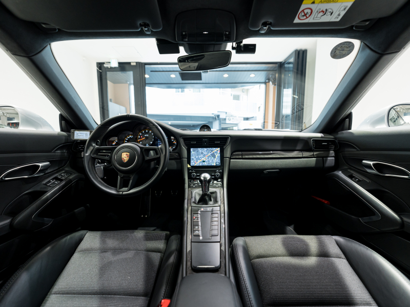ポルシェ 911(Type991.2) GT3 ﾂｰﾘﾝｸﾞﾊﾟｯｹｰｼﾞ　正規D車 6MT 左H ﾌﾛﾝﾄﾘﾌﾄ ｽﾎﾟｰﾂｸﾛﾉ 専用ｼｰﾄ PCMﾅﾋﾞ Bｶﾒﾗ CarPlay ｽﾎﾟｰﾂｴｷｿﾞｰｽﾄ PDLS付ｷｾﾉﾝ 20AW 　2年保証