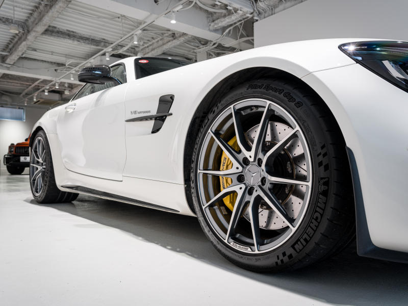 AMG GT GT R AMGカーボンエクステリア&パフォーマンスシートPKG 正規D車 1オーナー 後期モデル  エッセンシャルPKG 純正ナビTV CarPlay F&Bカメラ AMGパフォーマンスEX マットカーボンインテリア LEDヘッドライト 19&20AW 2年保証付