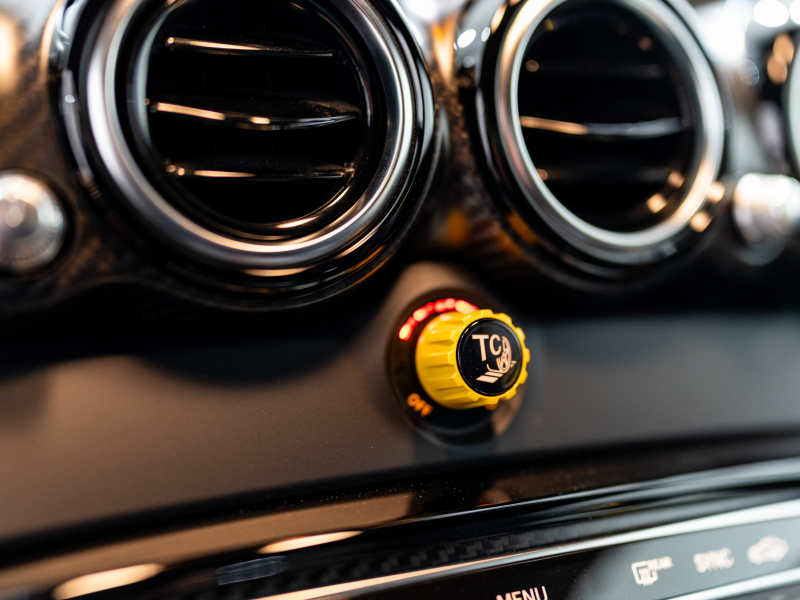 AMG GT GT R AMGカーボンエクステリア&パフォーマンスシートPKG 正規D車 1オーナー 後期モデル  エッセンシャルPKG 純正ナビTV CarPlay F&Bカメラ AMGパフォーマンスEX マットカーボンインテリア LEDヘッドライト 19&20AW 2年保証付