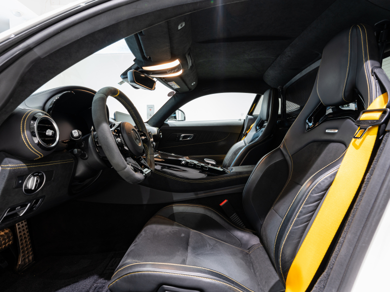 AMG GT GT R AMGカーボンエクステリア&パフォーマンスシートPKG 正規D車 1オーナー 後期モデル  エッセンシャルPKG 純正ナビTV CarPlay F&Bカメラ AMGパフォーマンスEX マットカーボンインテリア LEDヘッドライト 19&20AW 2年保証付