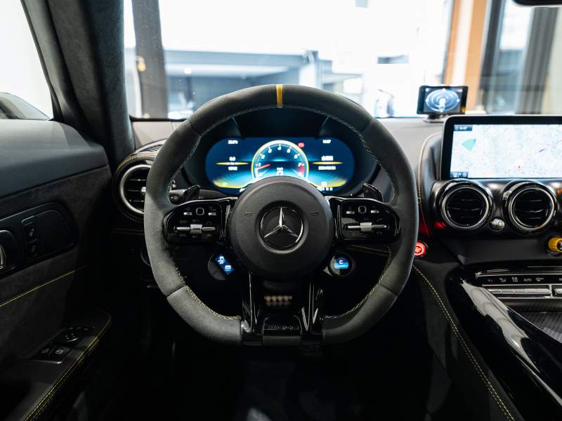 AMG GT GT R AMGカーボンエクステリア&パフォーマンスシートPKG 正規D車 1オーナー 後期モデル  エッセンシャルPKG 純正ナビTV CarPlay F&Bカメラ AMGパフォーマンスEX マットカーボンインテリア LEDヘッドライト 19&20AW 2年保証付