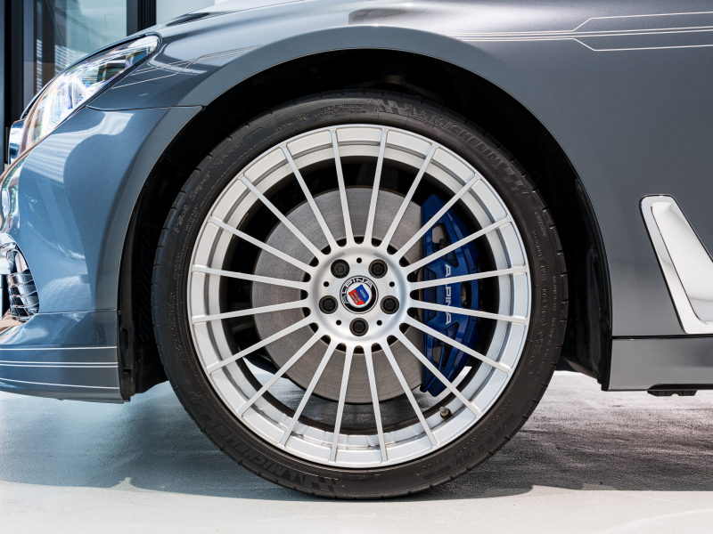 アルピナ B7 BITURBO Long Executive lounge　正規D車 希少車 4人乗り ﾌﾙﾚｻﾞｰﾒﾘﾉ ｽｶｲﾗｳﾝｼﾞﾊﾟﾉﾗﾏﾙｰﾌ 純正ﾅﾋﾞTV Bowers&Wilkins ｸﾗｼｯｸ21AW　2年保証