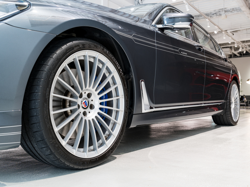 アルピナ B7 BITURBO Long Executive lounge　正規D車 希少車 4人乗り ﾌﾙﾚｻﾞｰﾒﾘﾉ ｽｶｲﾗｳﾝｼﾞﾊﾟﾉﾗﾏﾙｰﾌ 純正ﾅﾋﾞTV Bowers&Wilkins ｸﾗｼｯｸ21AW　2年保証