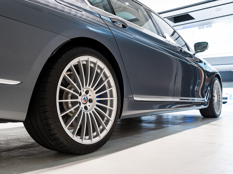 アルピナ B7 BITURBO Long Executive lounge　正規D車 希少車 4人乗り ﾌﾙﾚｻﾞｰﾒﾘﾉ ｽｶｲﾗｳﾝｼﾞﾊﾟﾉﾗﾏﾙｰﾌ 純正ﾅﾋﾞTV Bowers&Wilkins ｸﾗｼｯｸ21AW　2年保証