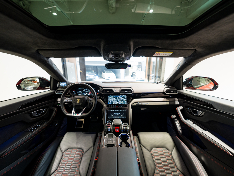 ランボルギーニ ウルス 4.0 ﾊｲｳｪｲ&ｱｰﾊﾞﾝﾛｰﾄﾞPKG　正規D車 左H 5人乗り B/KｽﾀｲﾙPKG 黒革 ﾋｰﾀｰ&ﾍﾞﾝﾁﾚｰﾀｰ ﾊﾟﾉﾗﾏSR 純正ﾅﾋﾞTV ﾄｯﾌﾟﾋﾞｭｰｶﾒﾗ Bang&Olufsen ﾍｯﾄﾞｱｯﾌﾟD 23ｲﾝﾁTaigeteAW　新車保証