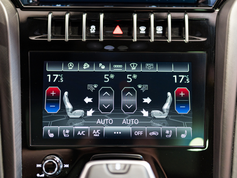 ランボルギーニ ウルス 4.0 ﾊｲｳｪｲ&ｱｰﾊﾞﾝﾛｰﾄﾞPKG　正規D車 左H 5人乗り B/KｽﾀｲﾙPKG 黒革 ﾋｰﾀｰ&ﾍﾞﾝﾁﾚｰﾀｰ ﾊﾟﾉﾗﾏSR 純正ﾅﾋﾞTV ﾄｯﾌﾟﾋﾞｭｰｶﾒﾗ Bang&Olufsen ﾍｯﾄﾞｱｯﾌﾟD 23ｲﾝﾁTaigeteAW　新車保証