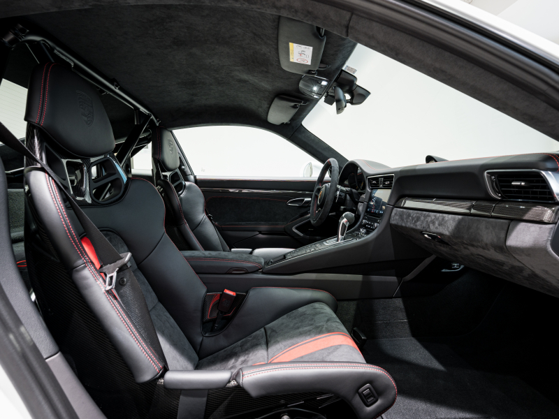 ポルシェ 911(Type991.2) GT3 ｸﾗﾌﾞｽﾎﾟｰﾂ&ｽﾎﾟｰﾂｸﾛﾉPKG　正規D車 ﾌﾛﾝﾄﾘﾌﾄ ﾚｻﾞｰｲﾝﾃﾘｱ ﾌﾙﾊﾞｹｯﾄｼｰﾄ 純正PCMﾅﾋﾞ ﾘﾊﾞｰｼﾝｸﾞｶﾒﾗ BOSEｻｳﾝﾄﾞ CarPlay FRFﾏﾌﾗｰ ﾌﾛﾝﾄPPF　2年保証