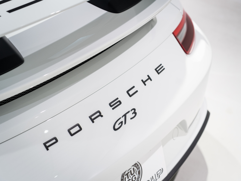 ポルシェ 911(Type991.2) GT3 ｸﾗﾌﾞｽﾎﾟｰﾂ&ｽﾎﾟｰﾂｸﾛﾉPKG　正規D車 ﾌﾛﾝﾄﾘﾌﾄ ﾚｻﾞｰｲﾝﾃﾘｱ ﾌﾙﾊﾞｹｯﾄｼｰﾄ 純正PCMﾅﾋﾞ ﾘﾊﾞｰｼﾝｸﾞｶﾒﾗ BOSEｻｳﾝﾄﾞ CarPlay FRFﾏﾌﾗｰ ﾌﾛﾝﾄPPF　2年保証