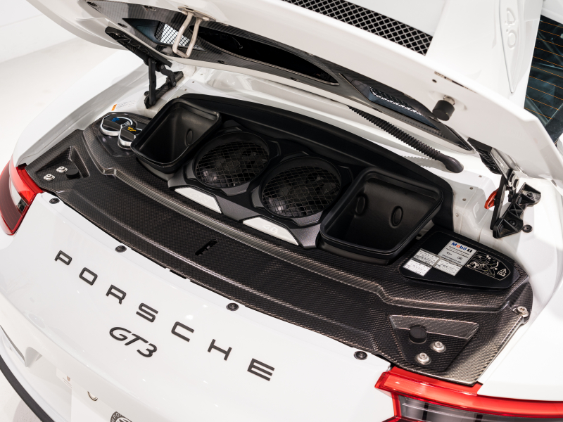 ポルシェ 911(Type991.2) GT3 ｸﾗﾌﾞｽﾎﾟｰﾂ&ｽﾎﾟｰﾂｸﾛﾉPKG　正規D車 ﾌﾛﾝﾄﾘﾌﾄ ﾚｻﾞｰｲﾝﾃﾘｱ ﾌﾙﾊﾞｹｯﾄｼｰﾄ 純正PCMﾅﾋﾞ ﾘﾊﾞｰｼﾝｸﾞｶﾒﾗ CarPlay ｷｬﾗﾗﾎﾜｲﾄ　2年保証