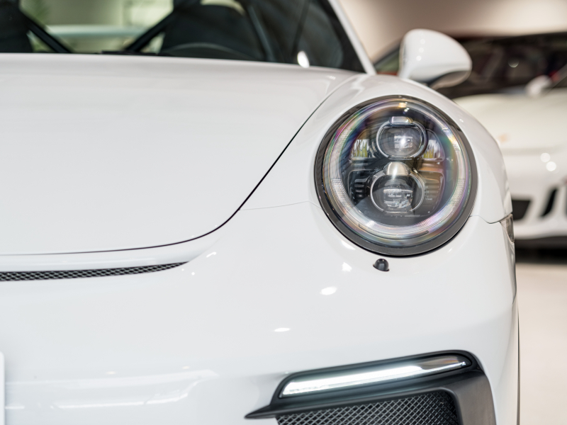 ポルシェ 911(Type991.2) GT3 ｸﾗﾌﾞｽﾎﾟｰﾂ&ｽﾎﾟｰﾂｸﾛﾉPKG　正規D車 ﾌﾛﾝﾄﾘﾌﾄ ﾚｻﾞｰｲﾝﾃﾘｱ ﾌﾙﾊﾞｹｯﾄｼｰﾄ 純正PCMﾅﾋﾞ ﾘﾊﾞｰｼﾝｸﾞｶﾒﾗ CarPlay ｷｬﾗﾗﾎﾜｲﾄ　2年保証