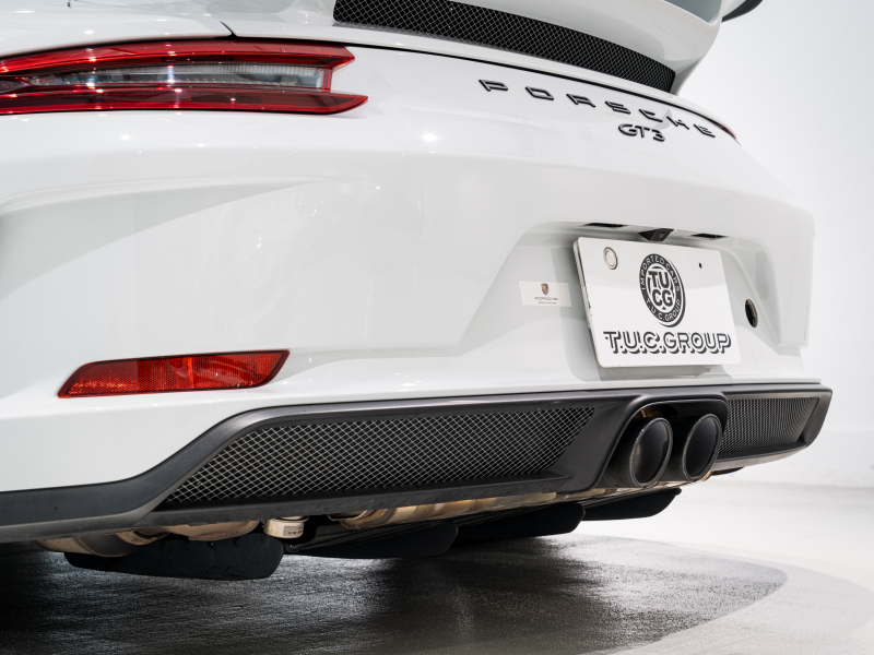 ポルシェ 911(Type991.2) GT3 ｸﾗﾌﾞｽﾎﾟｰﾂ&ｽﾎﾟｰﾂｸﾛﾉPKG　正規D車 ﾌﾛﾝﾄﾘﾌﾄ ﾚｻﾞｰｲﾝﾃﾘｱ ﾌﾙﾊﾞｹｯﾄｼｰﾄ 純正PCMﾅﾋﾞ ﾘﾊﾞｰｼﾝｸﾞｶﾒﾗ CarPlay ｷｬﾗﾗﾎﾜｲﾄ　2年保証