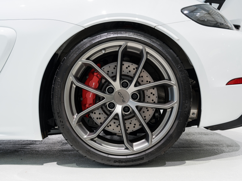 ポルシェ 718 ケイマン GT4 6MT クロノPKG 正規D車 1オーナー 右H レザーインテリアPKG PCMナビ Bカメラ CarPlay キセノンヘッドライト スポーツEX OPカラー 2年保証