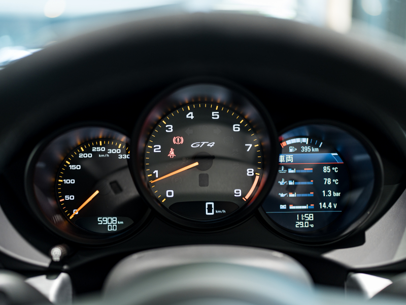 ポルシェ 718 ケイマン GT4 6MT クロノPKG 正規D車 1オーナー 右H レザーインテリアPKG PCMナビ Bカメラ CarPlay キセノンヘッドライト スポーツEX OPカラー 2年保証