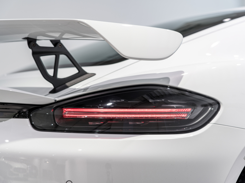 ポルシェ 718 ケイマン GT4 6MT クロノPKG 正規D車 1オーナー 右H レザーインテリアPKG PCMナビ Bカメラ CarPlay キセノンヘッドライト スポーツEX OPカラー 2年保証