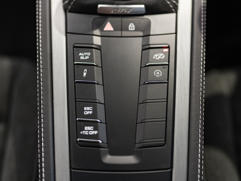 ポルシェ 718 ケイマン GT4 6MT クロノPKG 正規D車 1オーナー 右H レザーインテリアPKG PCMナビ Bカメラ CarPlay キセノンヘッドライト スポーツEX OPカラー 2年保証